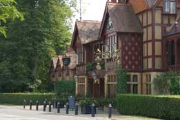 The Five Arrows B&B,  Waddesdon